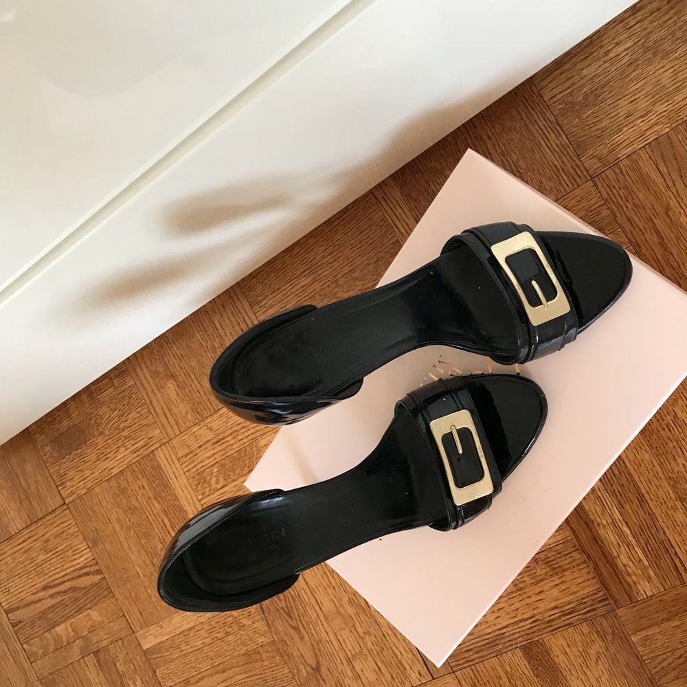 Gucci patent leather shoes
